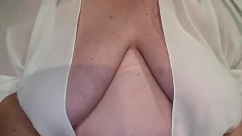 Snapshot of stellaaltamarea chatting on October 2025 12:33:02 AM stellaaltamarea online show from October 2025 12:33:02 AM