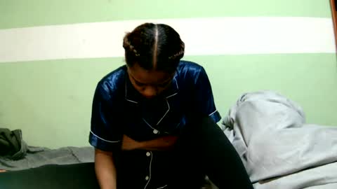 stellah2555 online show from June 2026 07:05:02 PM