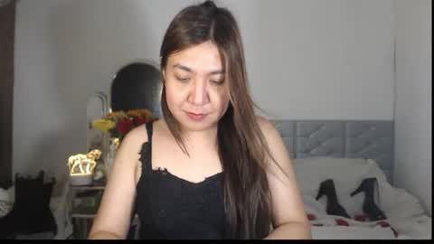 Stella online show from November 2025 03:56:01 AM