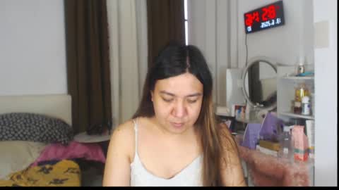Snapshot of stellahugets chatting on June 2026 12:52:02 AM Stella online show from June 2026 12:52:02 AM