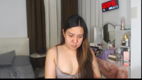 Snapshot of stellahugets chatting on June 2026 12:41:02 PM Stella online show from June 2026 12:41:02 PM