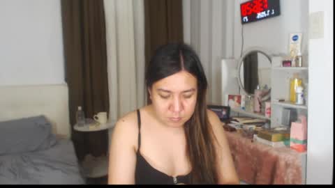 Snapshot of stellahugets chatting on June 2026 05:36:01 PM Stella online show from June 2026 05:36:01 PM