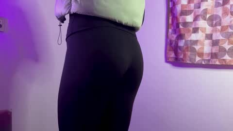 Snapshot of stellaph chatting on December 2025 05:46:01 AM Stellaph online show from December 2025 05:46:01 AM