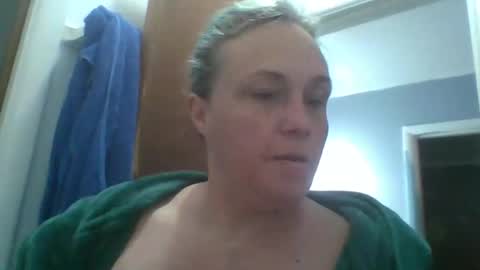 Stella online show from November 2025 02:20:01 PM