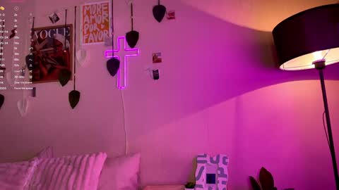 Alexia online show from April 2026 07:24:01 AM