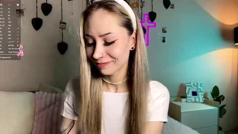 Alexia online show from May 2026 03:55:02 AM