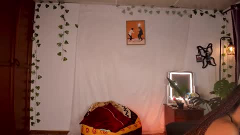 Snapshot of stellart_ chatting on September 2025 02:06:02 AM stellart_ online show from September 2025 02:06:02 AM