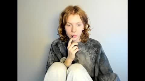 S T E L L A online show from November 2025 08:14:02 AM