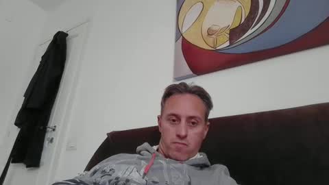 Snapshot of sten015 chatting on November 2025 12:59:02 PM sten015 online show from November 2025 12:59:02 PM