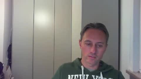 Snapshot of sten015 chatting on December 2025 04:34:02 PM sten015 online show from December 2025 04:34:02 PM