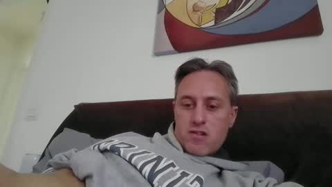 Snapshot of sten015 chatting on February 2026 01:40:01 PM sten015 online show from February 2026 01:40:01 PM