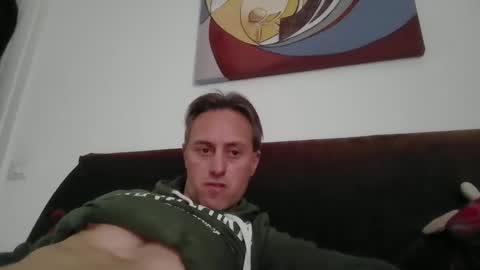 Snapshot of sten015 chatting on March 2026 01:06:01 PM sten015 online show from March 2026 01:06:01 PM