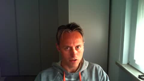 Snapshot of sten015 chatting on May 2026 03:51:02 PM sten015 online show from May 2026 03:51:02 PM