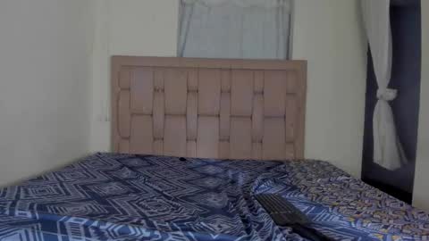 Stepcouple   online show from March 2025 07:49:01 PM