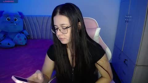 Emma online show from January 2025 08:00:01 PM