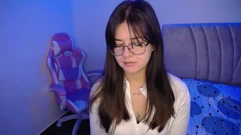 Emma online show from February 2025 03:52:02 AM