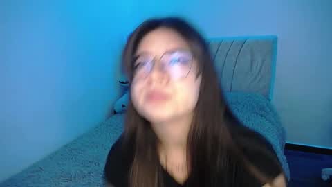 Emma online show from February 2025 12:14:01 AM