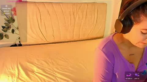 Snapshot of stepha_sweet chatting on May 2026 02:50:01 AM Emma online show from May 2026 02:50:01 AM