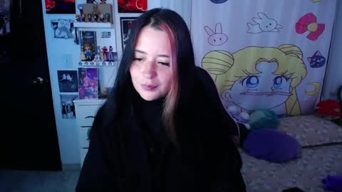 Snapshot of stephani_rousso chatting on February 2025 10:37:02 PM joha cosmo online show from February 2025 10:37:02 PM