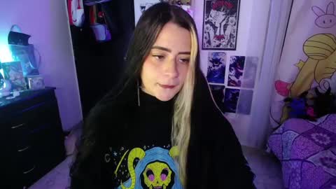 Snapshot of stephani_rousso chatting on September 2025 08:53:02 PM joha cosmo online show from September 2025 08:53:02 PM