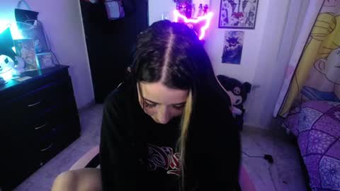 Snapshot of stephani_rousso chatting on September 2025 08:36:01 PM joha cosmo online show from September 2025 08:36:01 PM