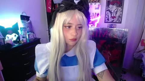 Snapshot of stephani_rousso chatting on October 2025 03:49:02 AM joha cosmo online show from October 2025 03:49:02 AM