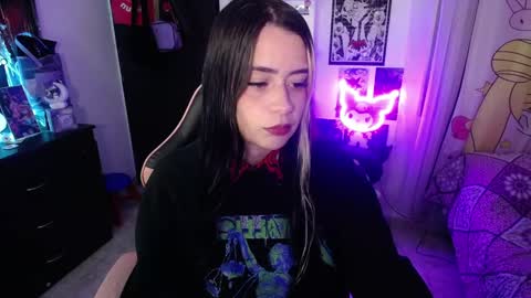 Snapshot of stephani_rousso chatting on October 2025 10:53:02 PM joha cosmo online show from October 2025 10:53:02 PM