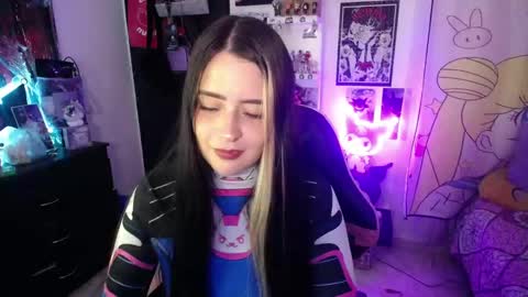 Snapshot of stephani_rousso chatting on October 2025 11:27:02 PM joha cosmo online show from October 2025 11:27:02 PM