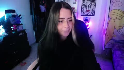 Snapshot of stephani_rousso chatting on October 2025 03:52:02 AM joha cosmo online show from October 2025 03:52:02 AM