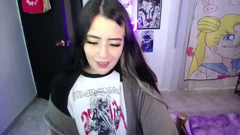 Snapshot of stephani_rousso chatting on November 2025 11:03:01 PM joha cosmo online show from November 2025 11:03:01 PM