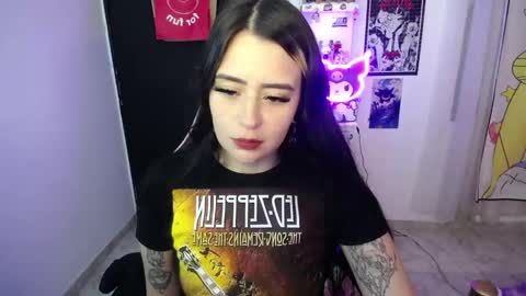 Snapshot of stephani_rousso chatting on November 2025 10:37:01 PM joha cosmo online show from November 2025 10:37:01 PM