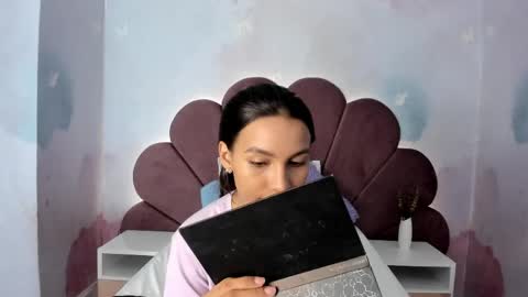 Stefff  online show from March 2026 12:08:01 PM