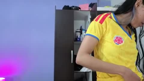 Stephania online show from June 2026 03:24:02 PM