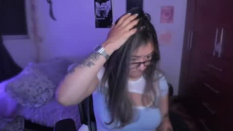 Stephanie  online show from March 2026 02:37:01 AM