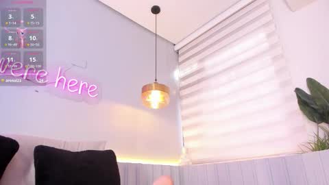 Stephany  online show from December 2025 04:34:01 PM