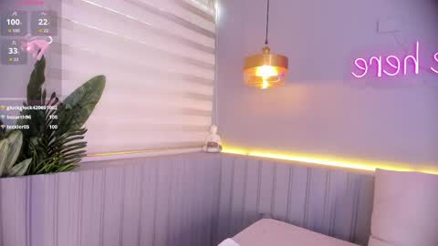 Snapshot of stephany__monroe chatting on May 2026 04:34:02 PM Stephany online show from May 2026 04:34:02 PM