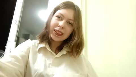 Jessica online show from December 2025 02:45:02 PM