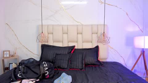 Stefanny online show from December 2024 09:56:01 PM