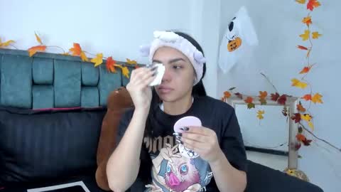 Stefanny online show from October 2025 12:16:01 AM