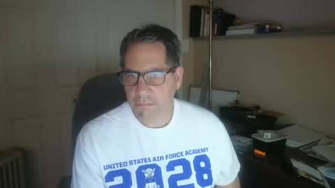 Snapshot of stephenhal9 chatting on October 2025 01:42:02 AM stephenhal9 online show from October 2025 01:42:02 AM