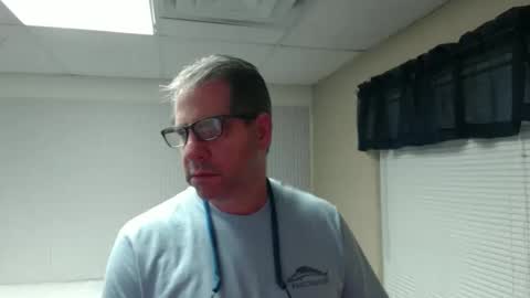 stephenhal9 online show from November 2025 10:53:02 PM