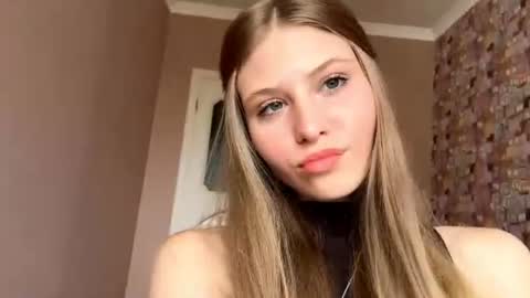 Hannah online show from August 2026 05:21:02 AM