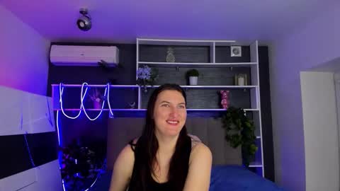 Stephie online show from February 2026 06:39:02 PM