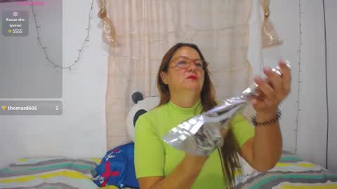 Snapshot of stepmom_slut_50_ chatting on December 2024 01:18:01 AM Angie mature online show from December 2024 01:18:01 AM