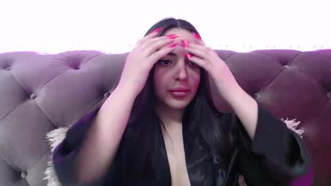 Snapshot of stepmommy19 chatting on February 2025 08:47:02 PM StepMommy19 online show from February 2025 08:47:02 PM