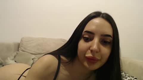 StepMommy19 online show from March 2026 06:14:01 PM