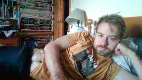 Ian23602 online show from October 2025 12:45:02 PM