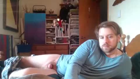 Snapshot of sterben13v chatting on April 2026 12:03:02 PM Ian23602 online show from April 2026 12:03:02 PM