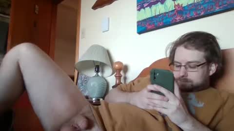 Snapshot of sterben13v chatting on May 2026 09:09:01 PM Ian23602 online show from May 2026 09:09:01 PM