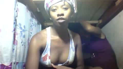 sterina0102 online show from December 2025 12:25:01 PM